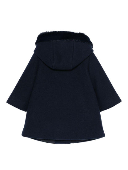 le bebe' cappotto con cappuccio bordato in ecopelliccia e particolare tasca a forma di cuore LBG6156BL LE BEBE'