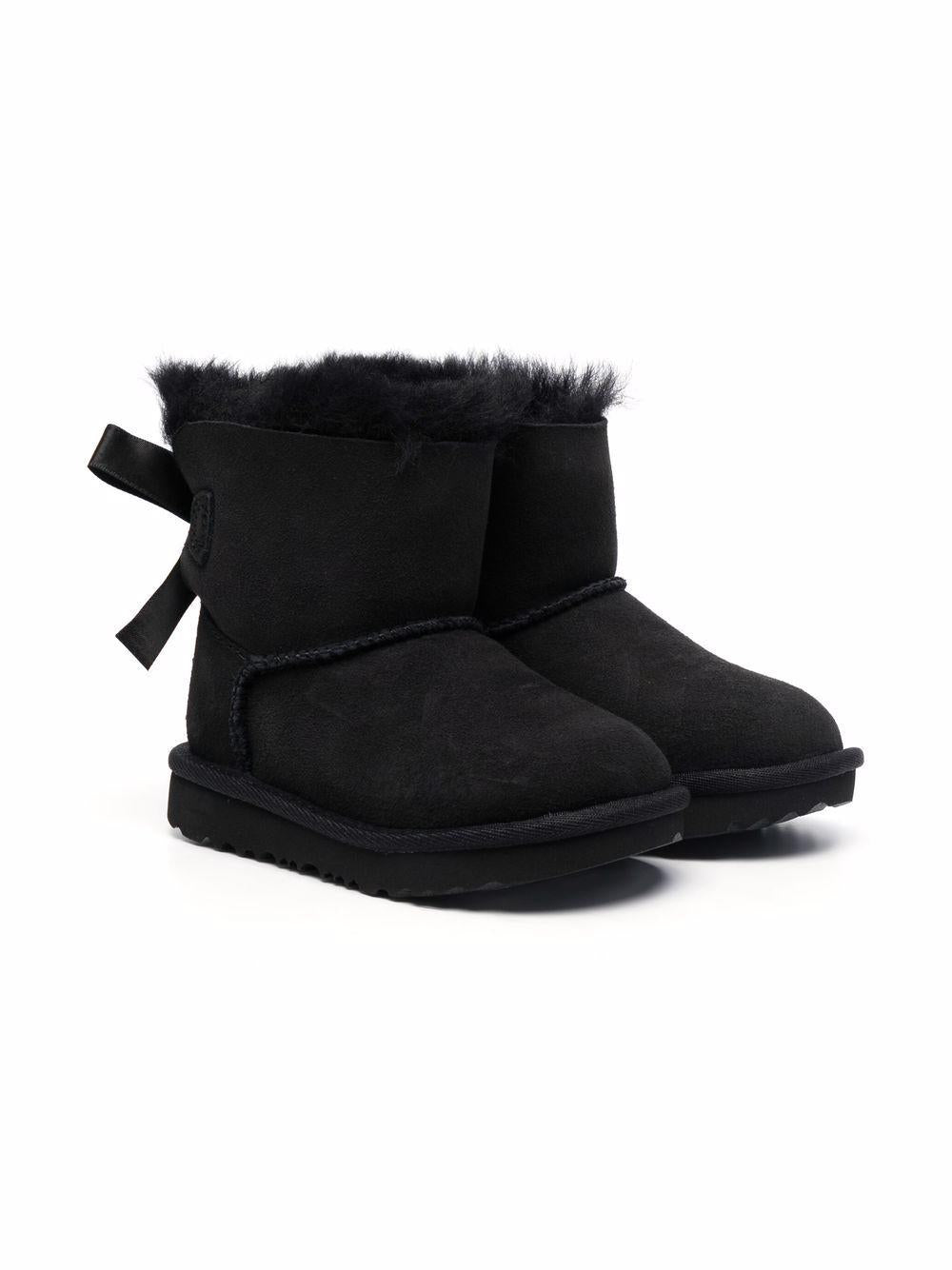 1017397TBLK UGG